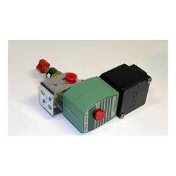 York - 025-18083-000 - Valve Sol 3-Way 1/8 Npti