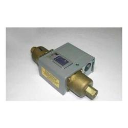 York - 025-14386-000 - Control Pressure Diff Adj
